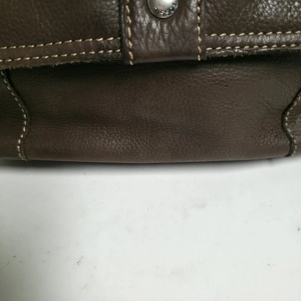 FOSSIL Brown Pebbled Leather Crossbody Messenger Bag Flap Zip Organizer Purse
